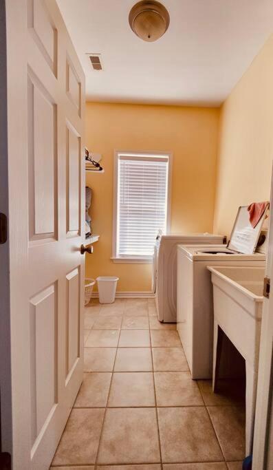 Sunny Delight - Sleeps 10 - Generous Space! Bolivar Peninsula Eksteriør bilde