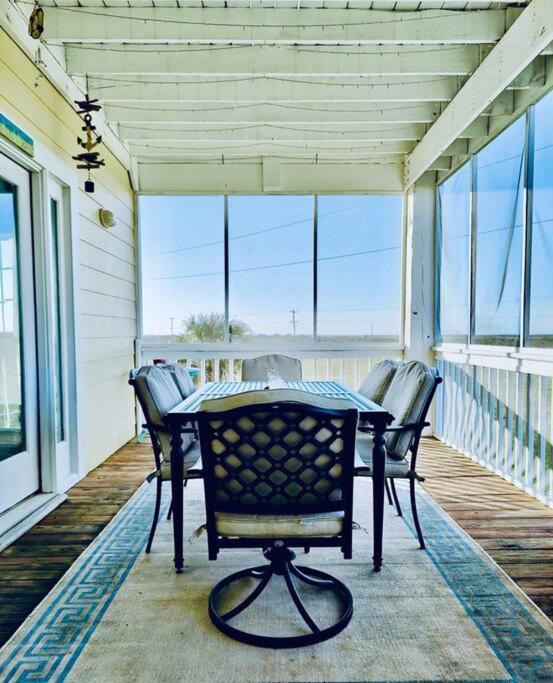 Sunny Delight - Sleeps 10 - Generous Space! Bolivar Peninsula Eksteriør bilde