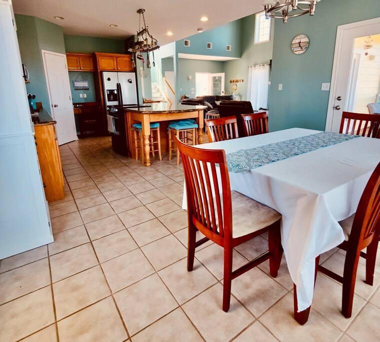 Sunny Delight - Sleeps 10 - Generous Space! Bolivar Peninsula Eksteriør bilde
