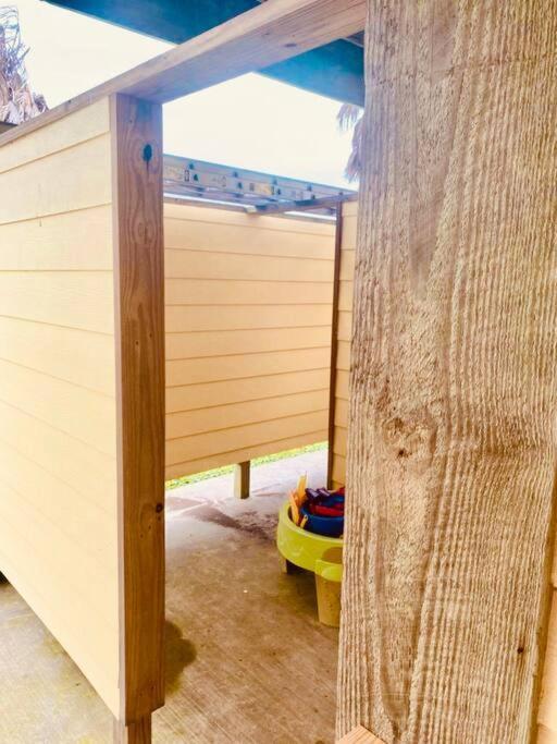 Sunny Delight - Sleeps 10 - Generous Space! Bolivar Peninsula Eksteriør bilde